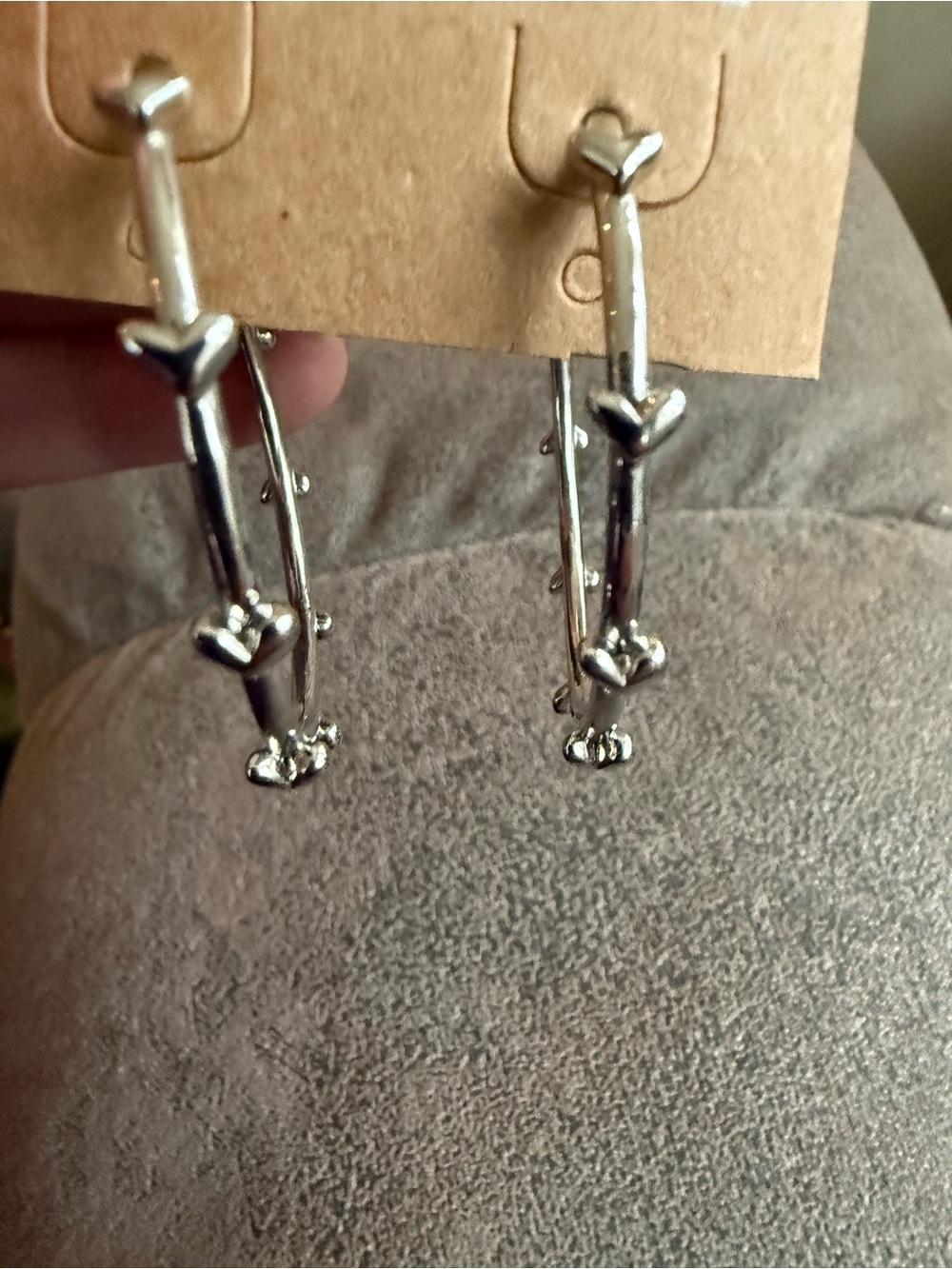 Kendra Scott heart earrings hoop